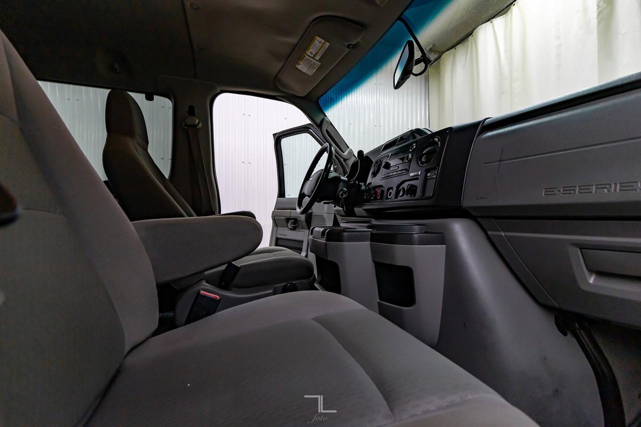 2010 Ford E-350 Extended XLT 15 Passenger Red Deer AB