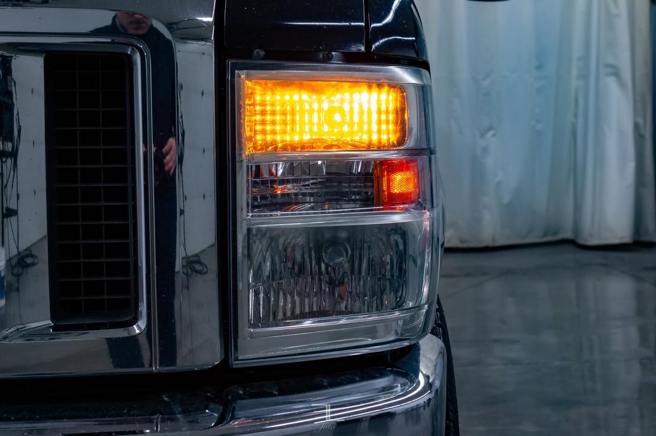 2010 Ford E-350 Extended XLT 15 Passenger Red Deer AB