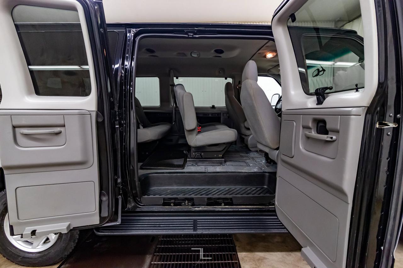 2010 Ford E-350 Extended XLT 15 Passenger Red Deer AB