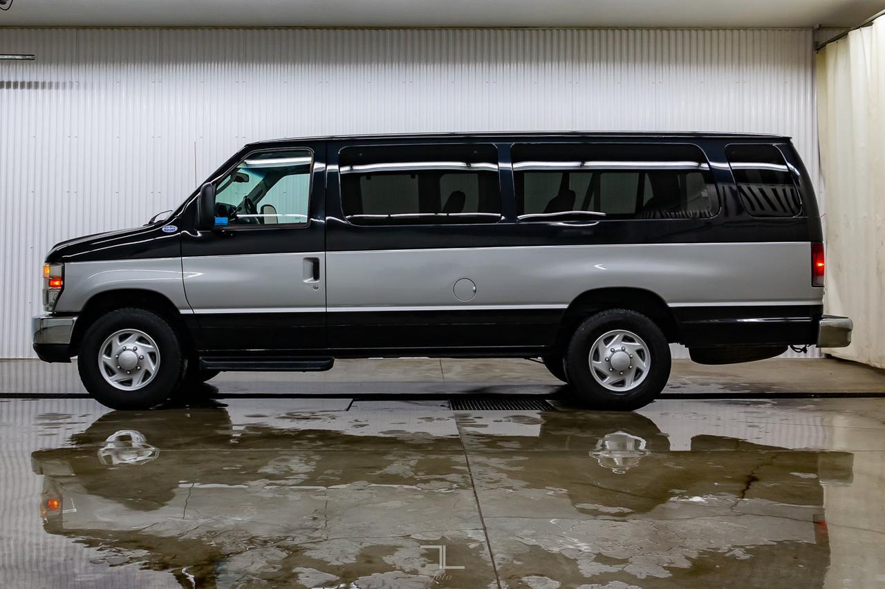 2010 Ford E-350 Extended XLT 15 Passenger Red Deer AB