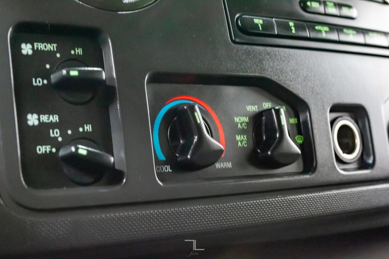 2010 Ford E-350 Extended XLT 15 Passenger Red Deer AB