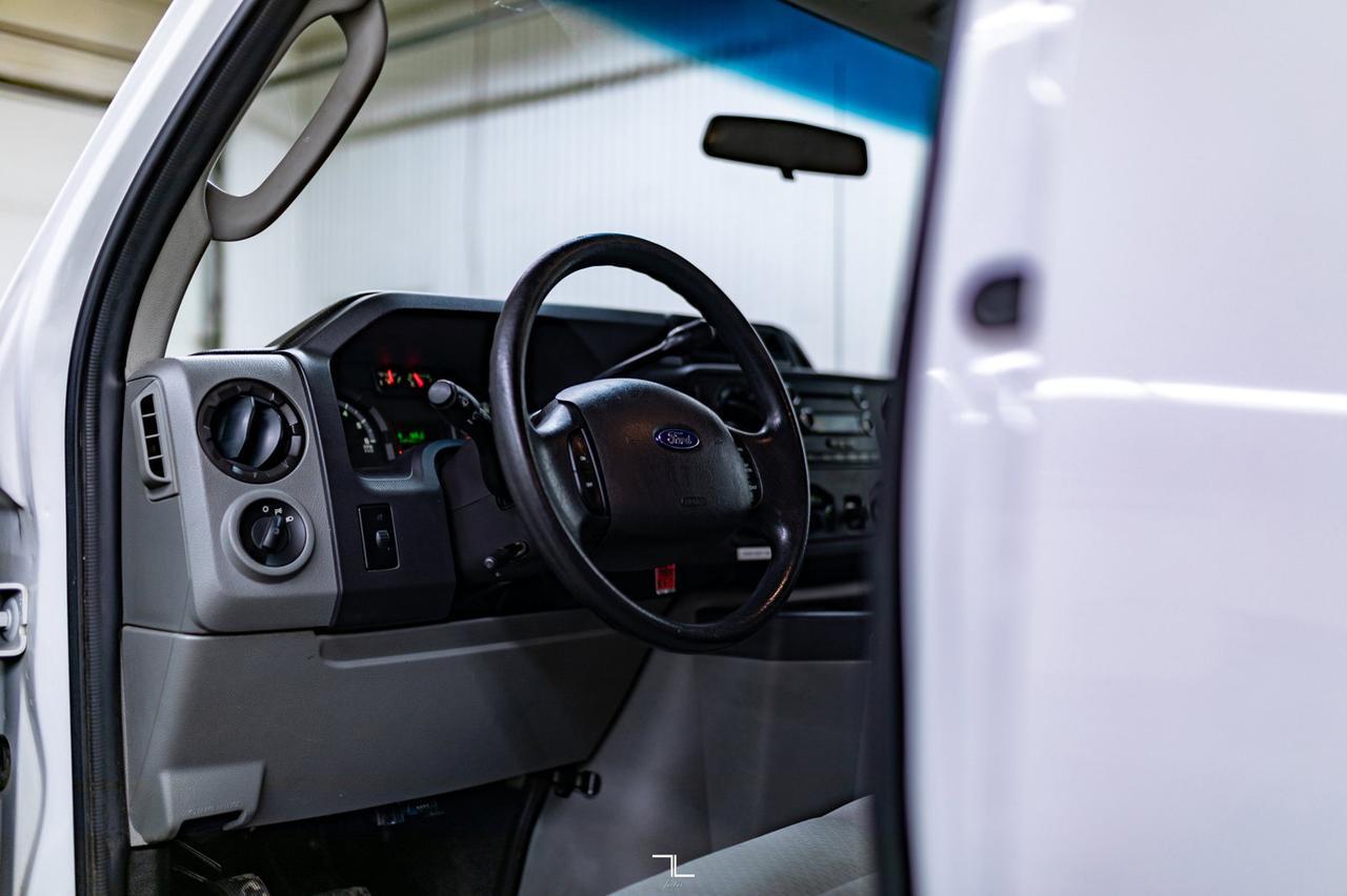 2010 Ford E-350 XL 12 Passenger Van Red Deer AB