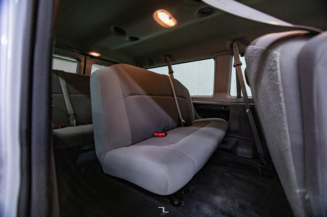 2010 Ford E-350 XL 12 Passenger Van Red Deer AB