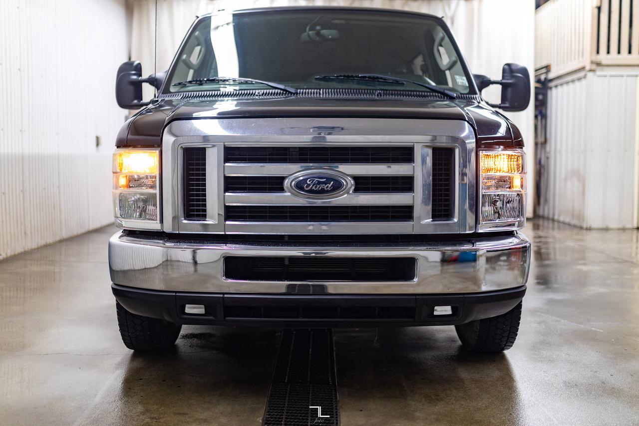 2010 Ford E-350 XLT 15 Passenger Van Red Deer AB