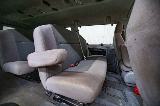 2010 Ford E-350 XLT 15 Passenger Van Red Deer AB