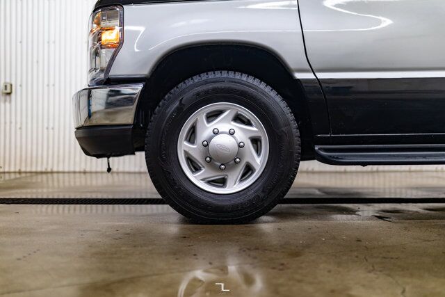 2010 Ford E-350 XLT 15 Passenger Van Red Deer AB