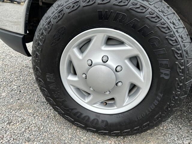 2010 Ford E-350 XLT Extended 13-Passenger Van Ashland VA