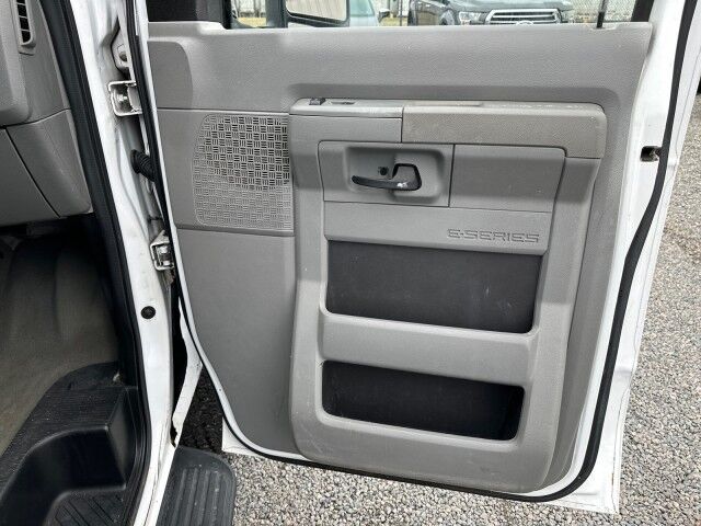 2010 Ford E-350 XLT Extended 13-Passenger Van Ashland VA