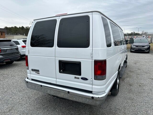 2010 Ford E-350 XLT Extended 13-Passenger Van Ashland VA