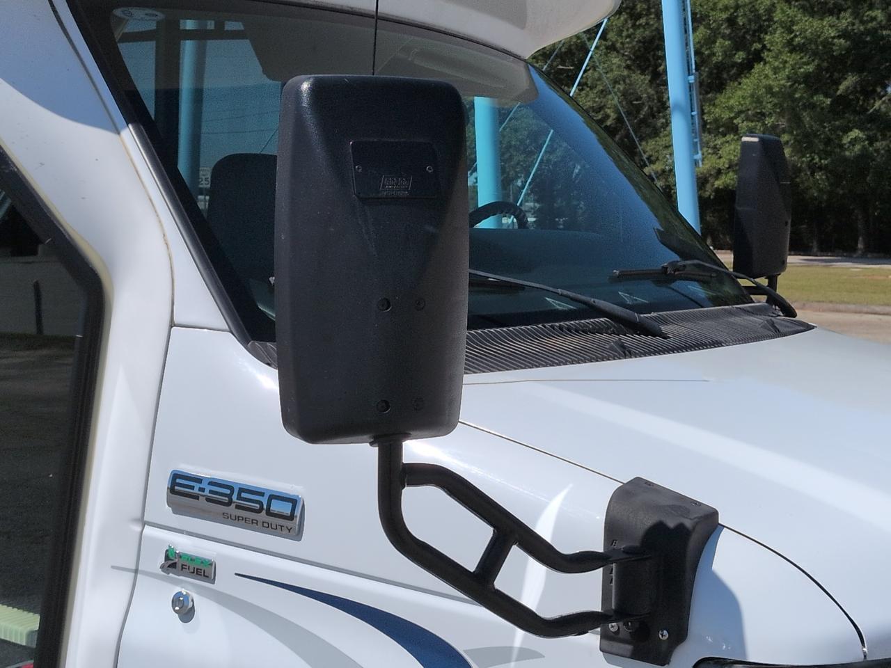 2010 Ford Econoline Commercial Cutaway Winder GA