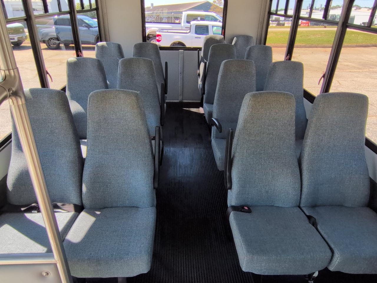 2010 Ford Econoline Commercial Cutaway Winder GA