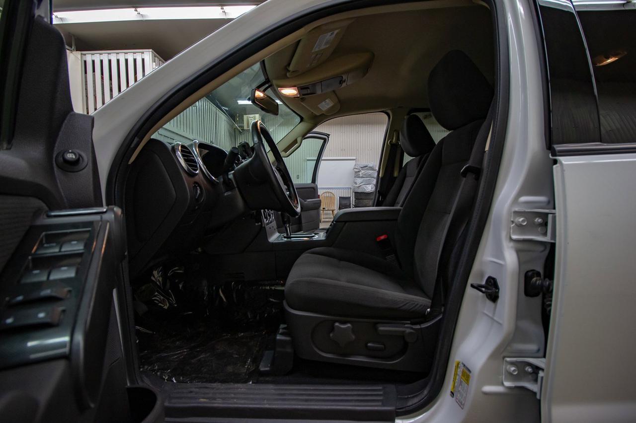 2010 Ford Explorer 4x4 XLT Red Deer AB