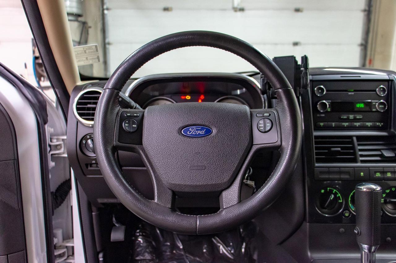 2010 Ford Explorer 4x4 XLT Red Deer AB