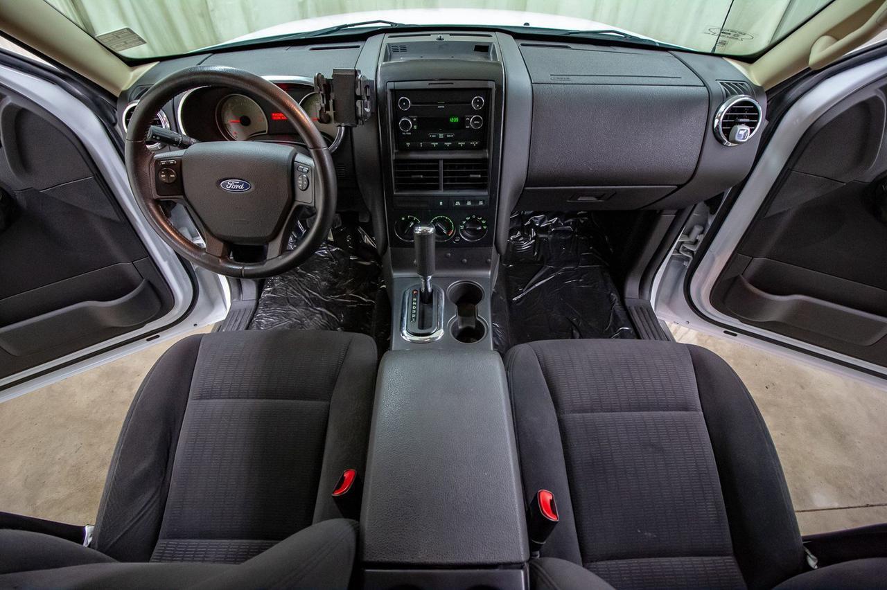 2010 Ford Explorer 4x4 XLT Red Deer AB