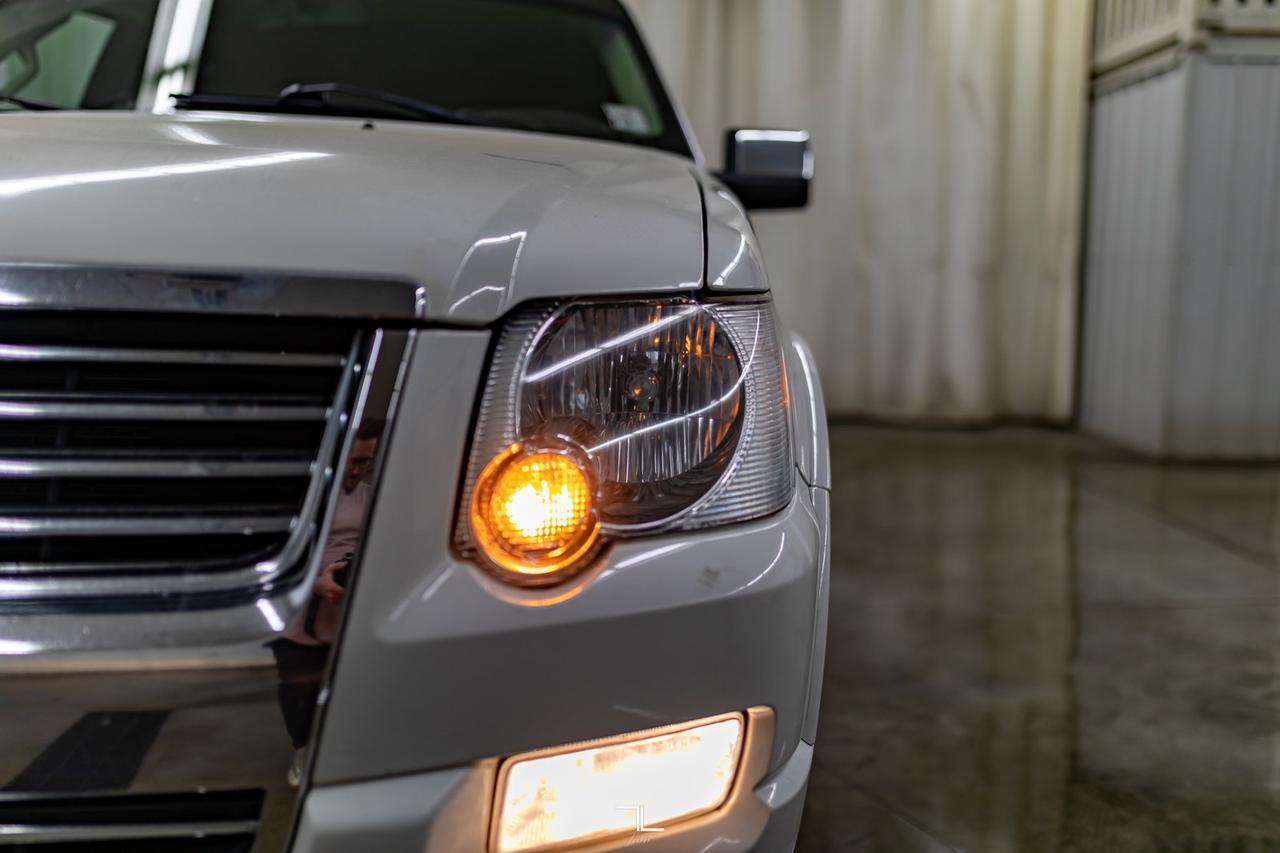 2010 Ford Explorer AWD XLT Red Deer AB