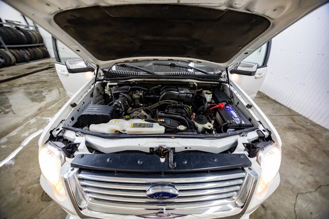 2010 Ford Explorer AWD XLT Red Deer AB