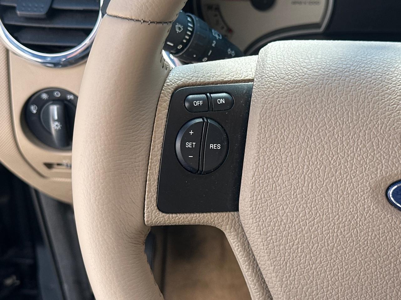 2010 Ford Explorer Eddie Bauer LOW MILES 66,415 1 OWNER Pompano Beach FL