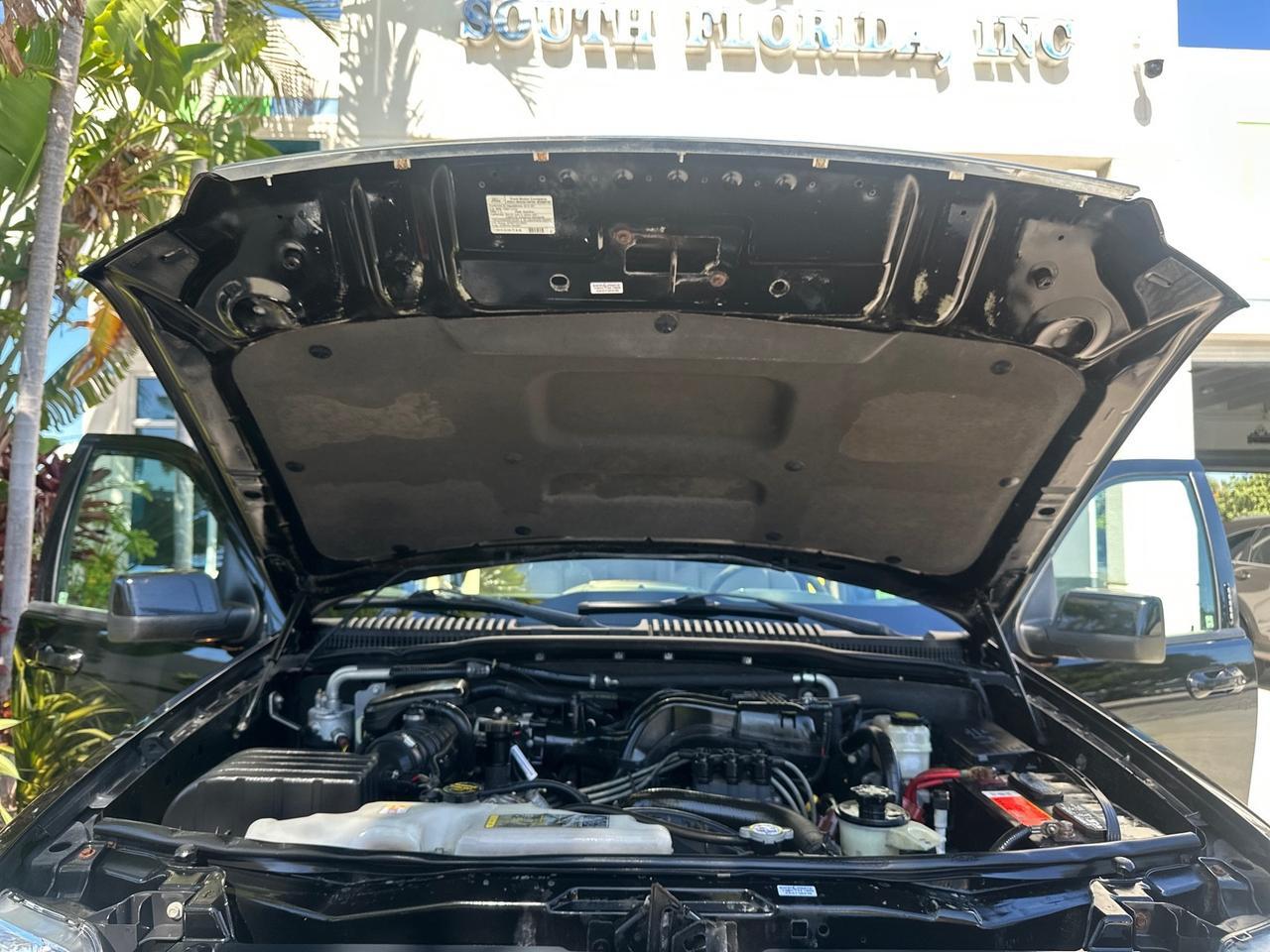 2010 Ford Explorer Eddie Bauer LOW MILES 66,415 1 OWNER Pompano Beach FL