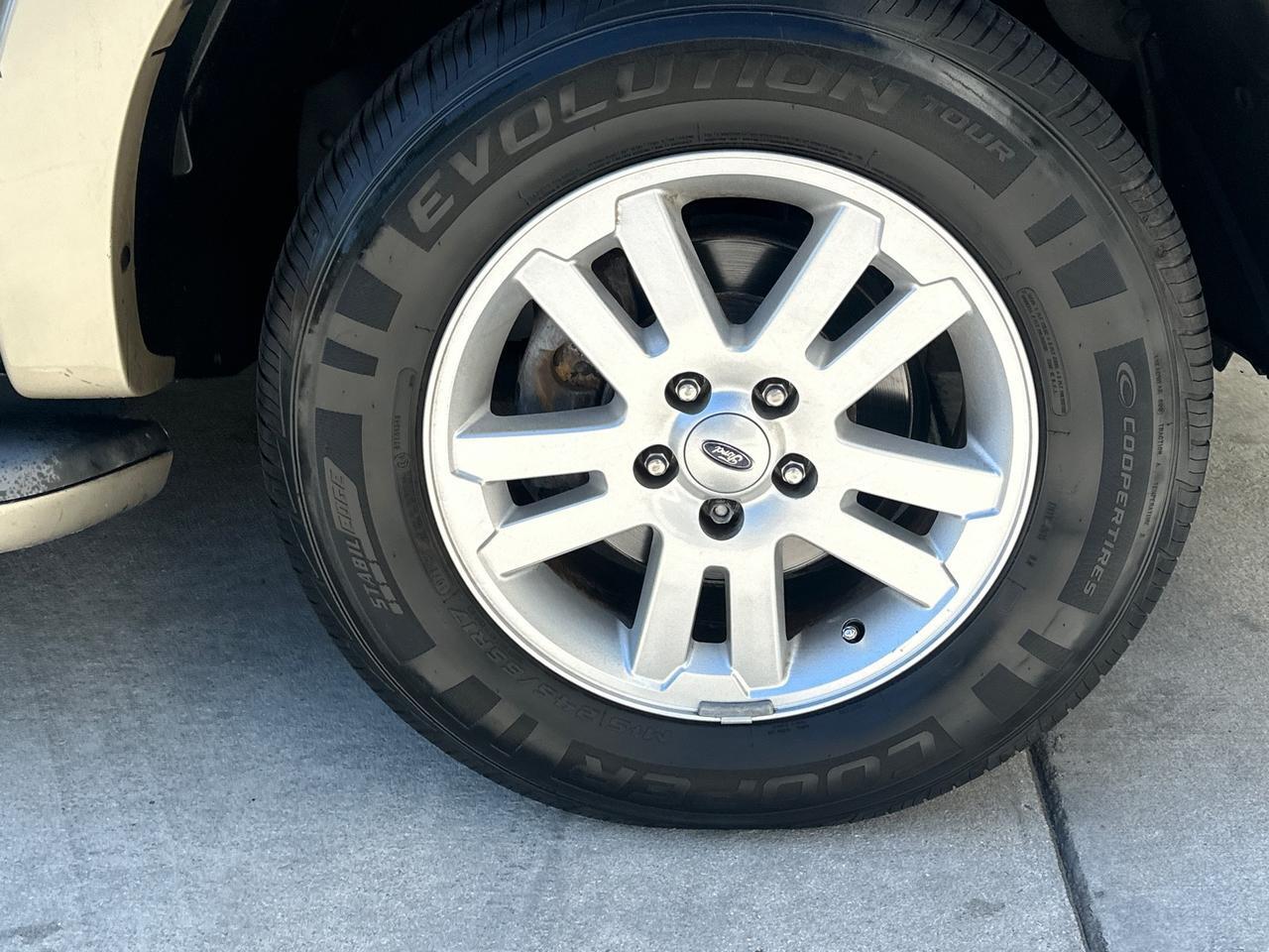 2010 Ford Explorer Eddie Bauer LOW MILES 66,415 1 OWNER Pompano Beach FL