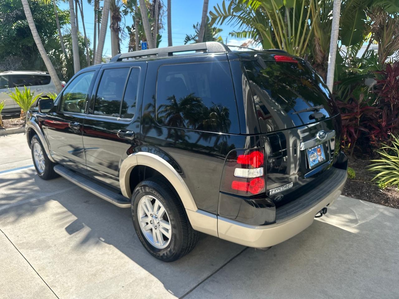2010 Ford Explorer Eddie Bauer LOW MILES 66,415 1 OWNER Pompano Beach FL