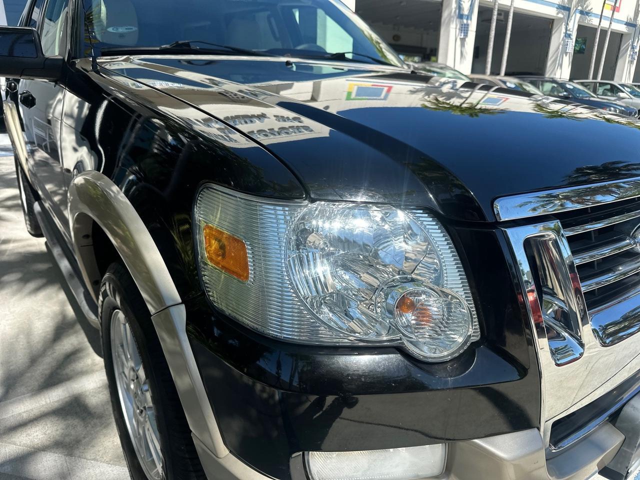 2010 Ford Explorer Eddie Bauer LOW MILES 66,415 1 OWNER Pompano Beach FL
