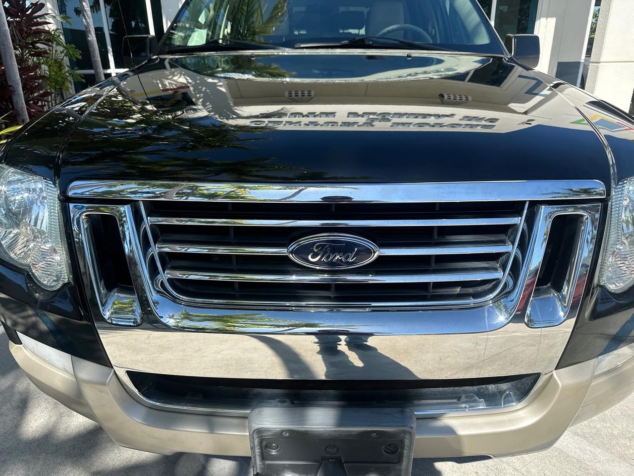 2010 Ford Explorer Eddie Bauer LOW MILES 66,415 1 OWNER Pompano Beach FL