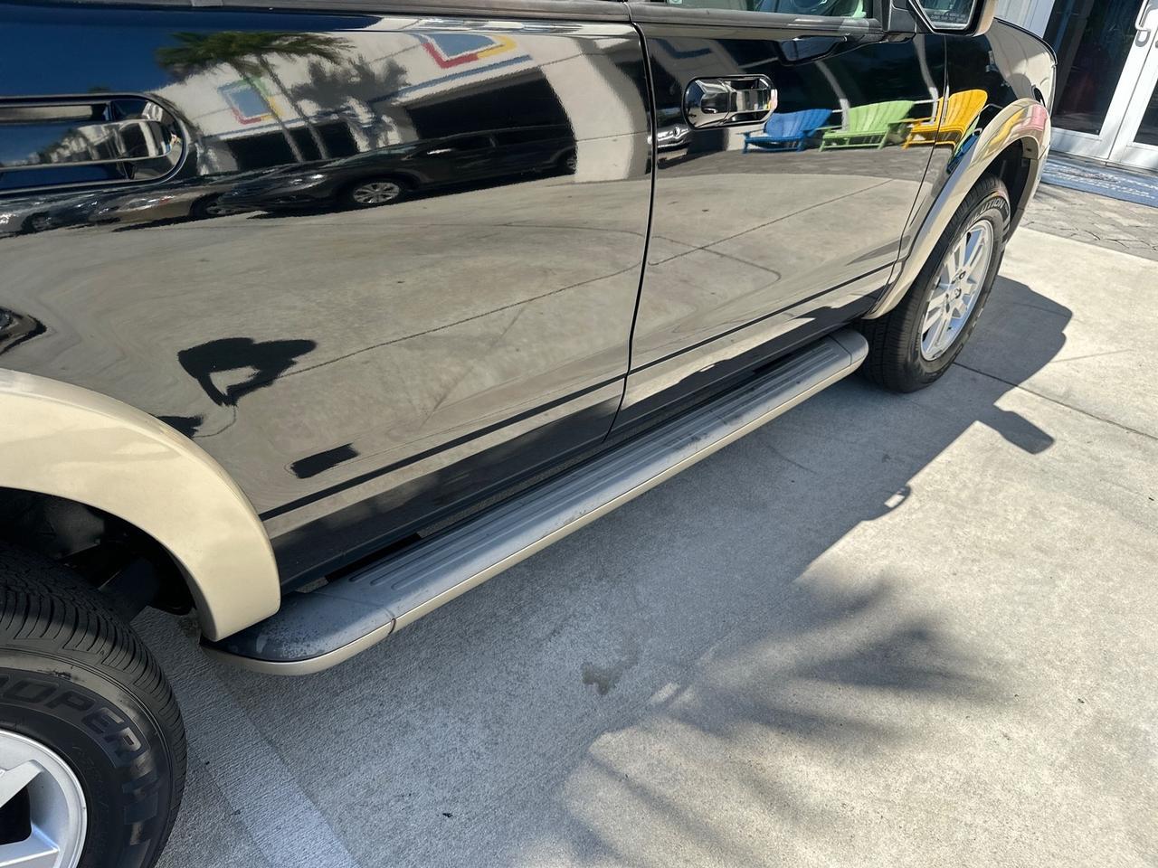 2010 Ford Explorer Eddie Bauer LOW MILES 66,415 1 OWNER Pompano Beach FL