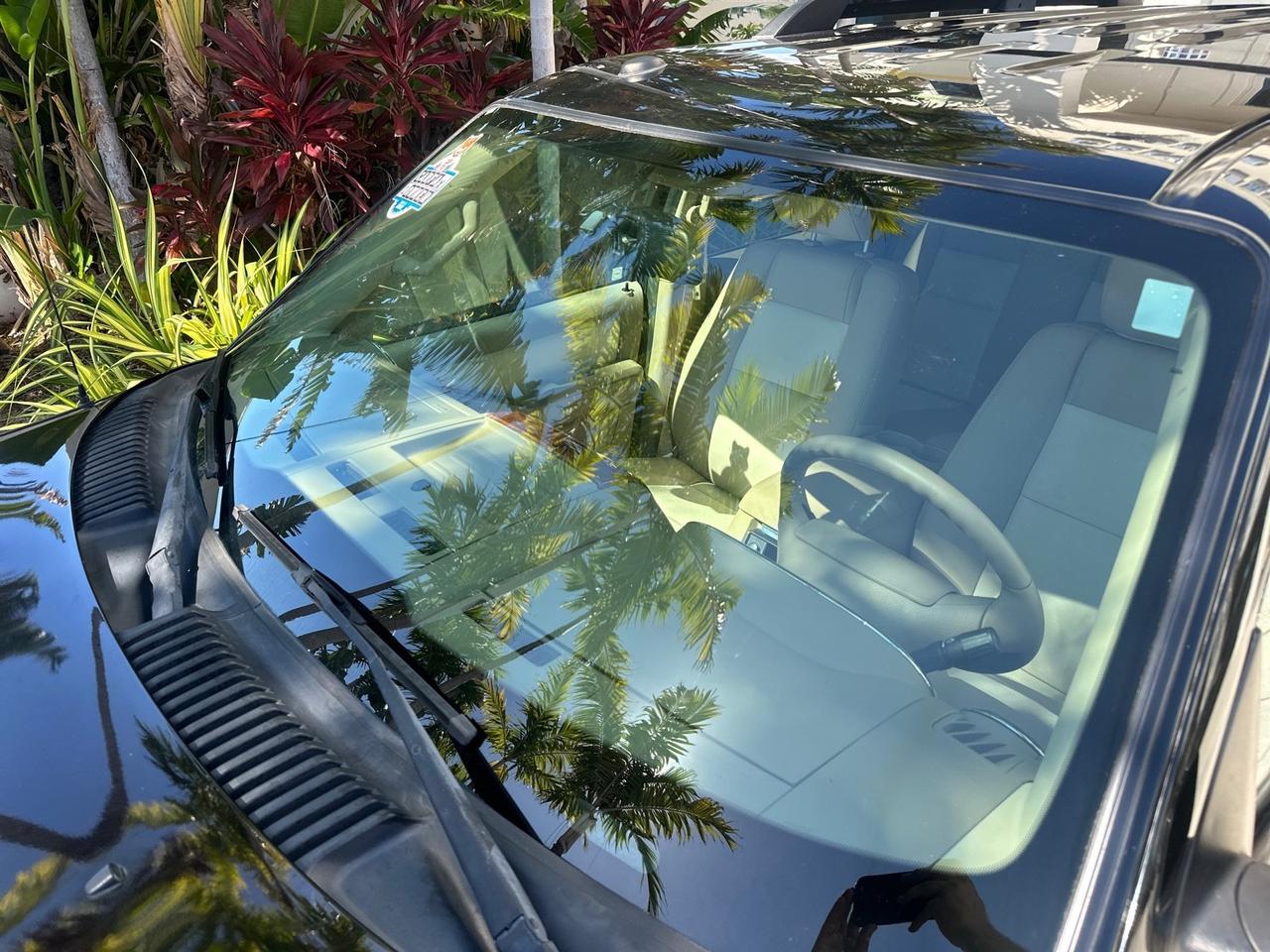 2010 Ford Explorer Eddie Bauer LOW MILES 66,415 1 OWNER Pompano Beach FL