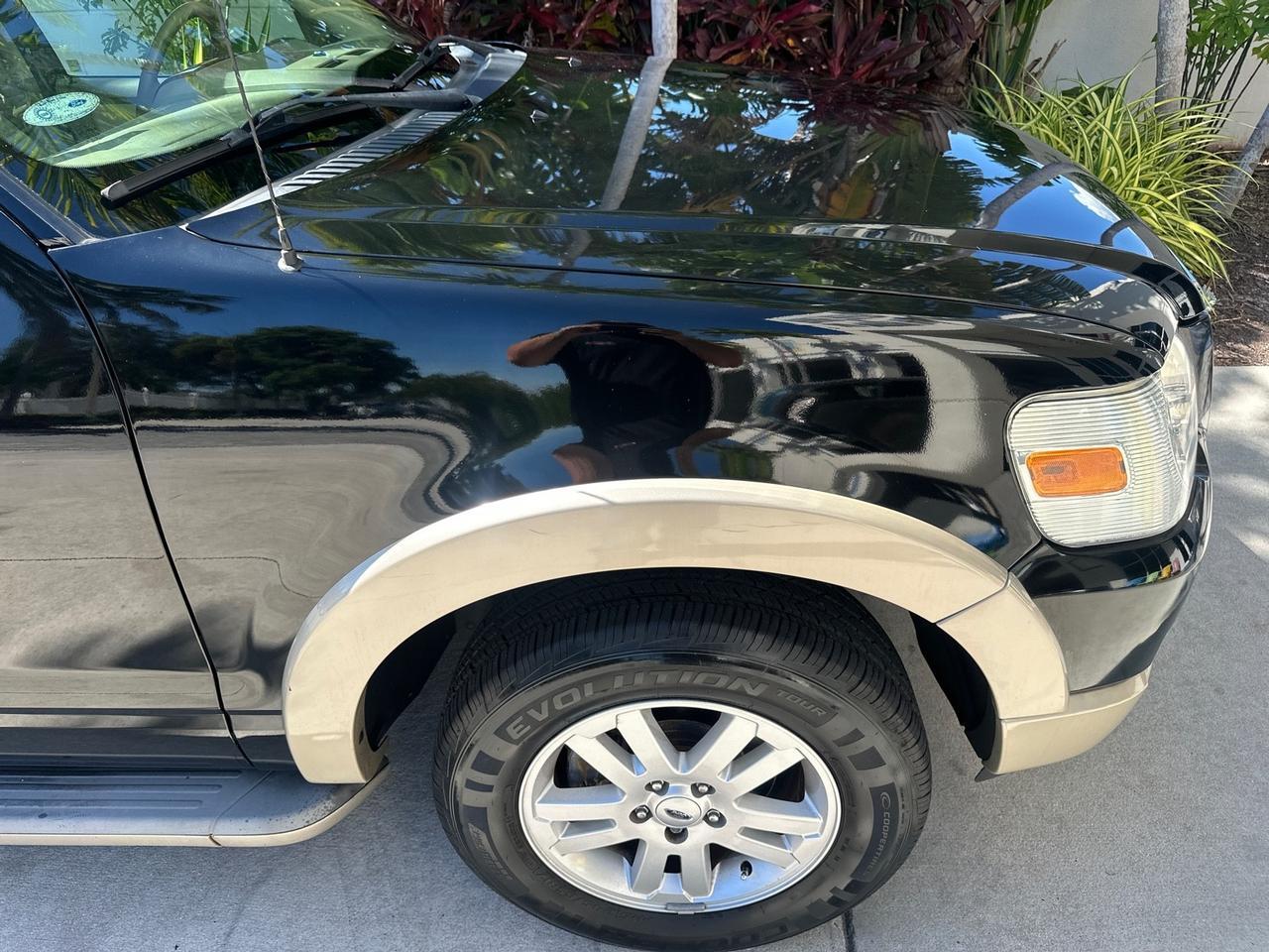2010 Ford Explorer Eddie Bauer LOW MILES 66,415 1 OWNER Pompano Beach FL
