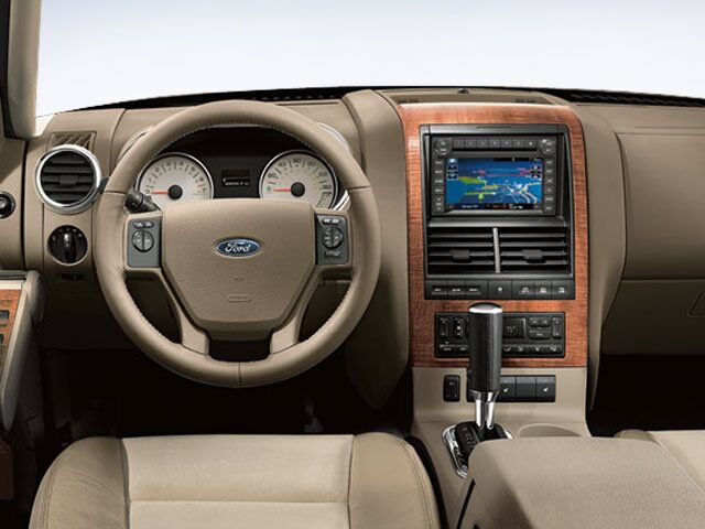 2010 Ford Explorer Eddie Bauer Winder GA