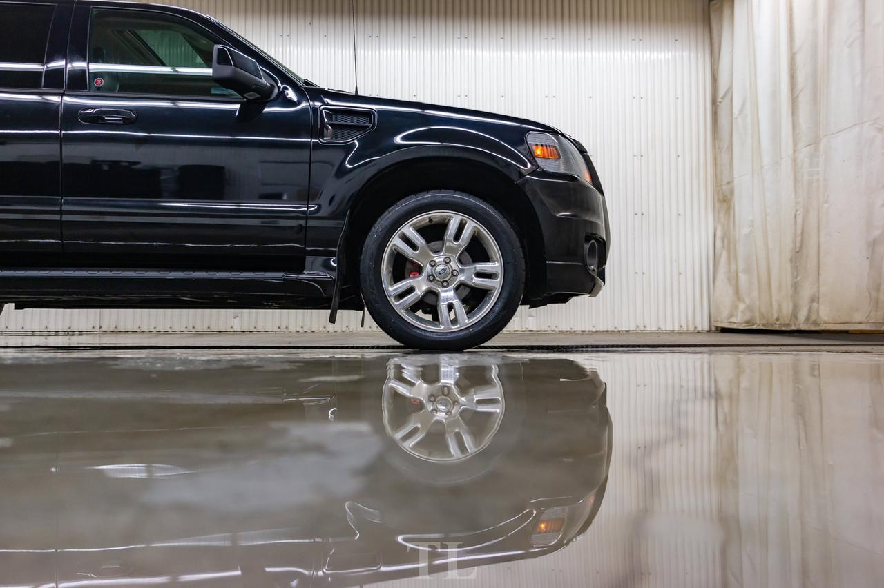 2010 Ford Explorer Sport Trac AWD Adrenalin Leather Roof Nav Red Deer AB