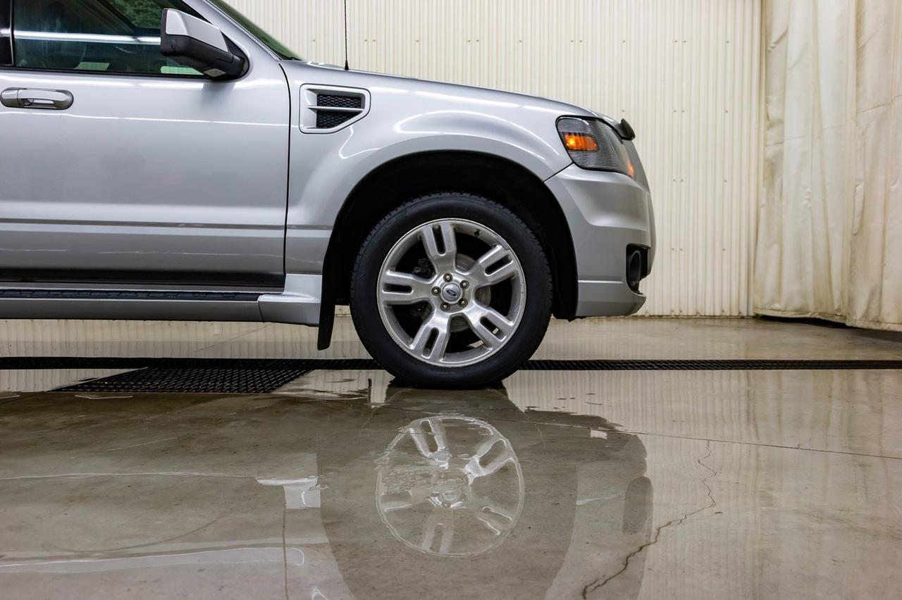 2010 Ford Explorer Sport Trac AWD Adrenalin Leather Roof Red Deer AB