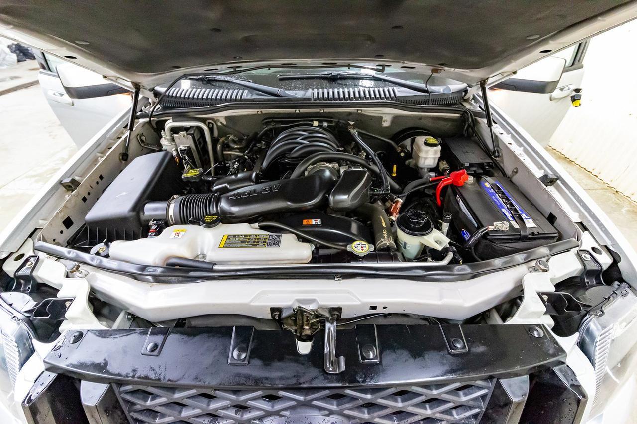 2010 Ford Explorer Sport Trac AWD Adrenalin Leather Roof Red Deer AB