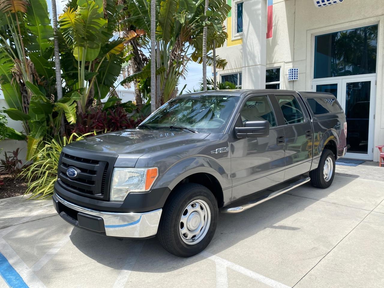 2010 Ford F-150 4 DR CREW XL LOW MILES 34,625 Pompano Beach FL