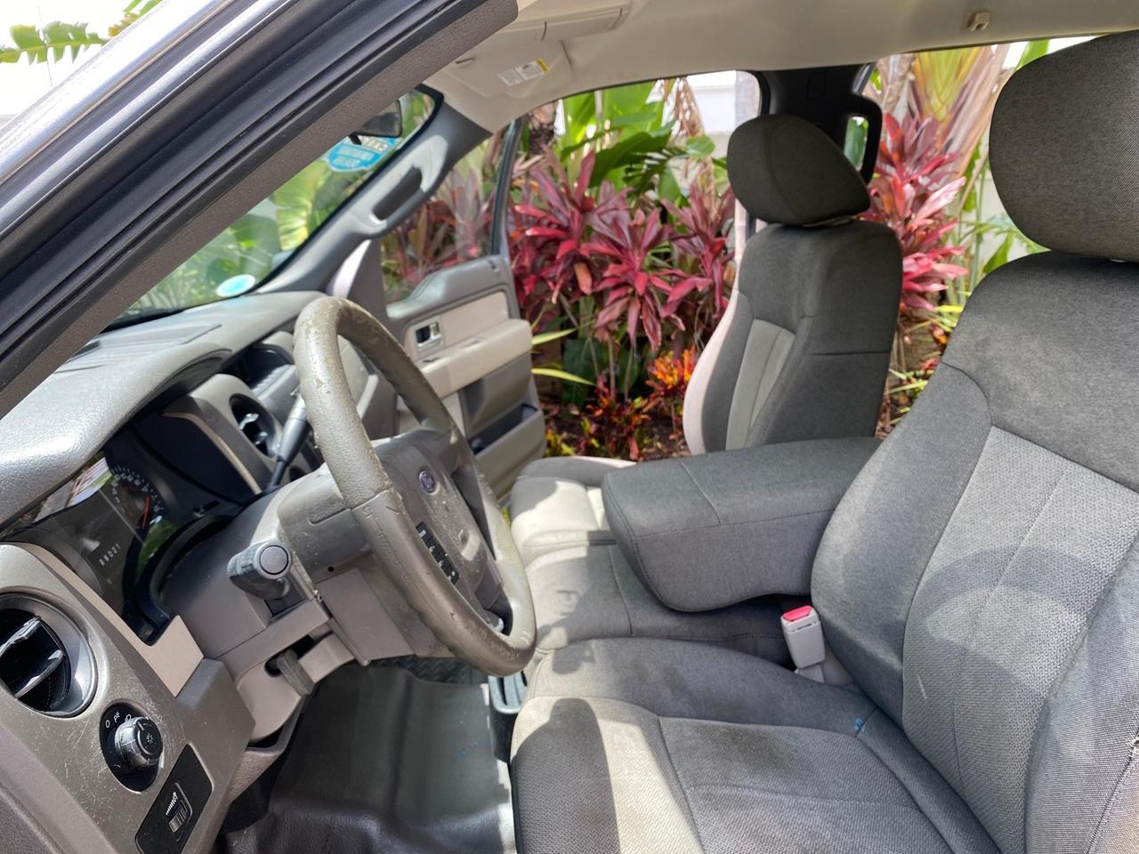 2010 Ford F-150 4 DR CREW XL LOW MILES 34,625 Pompano Beach FL