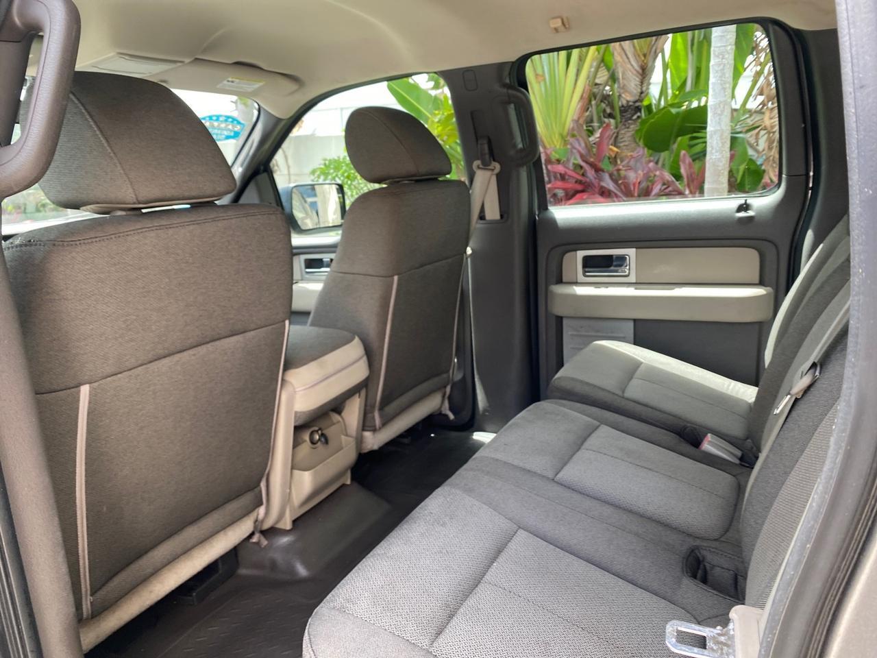2010 Ford F-150 4 DR CREW XL LOW MILES 34,625 Pompano Beach FL