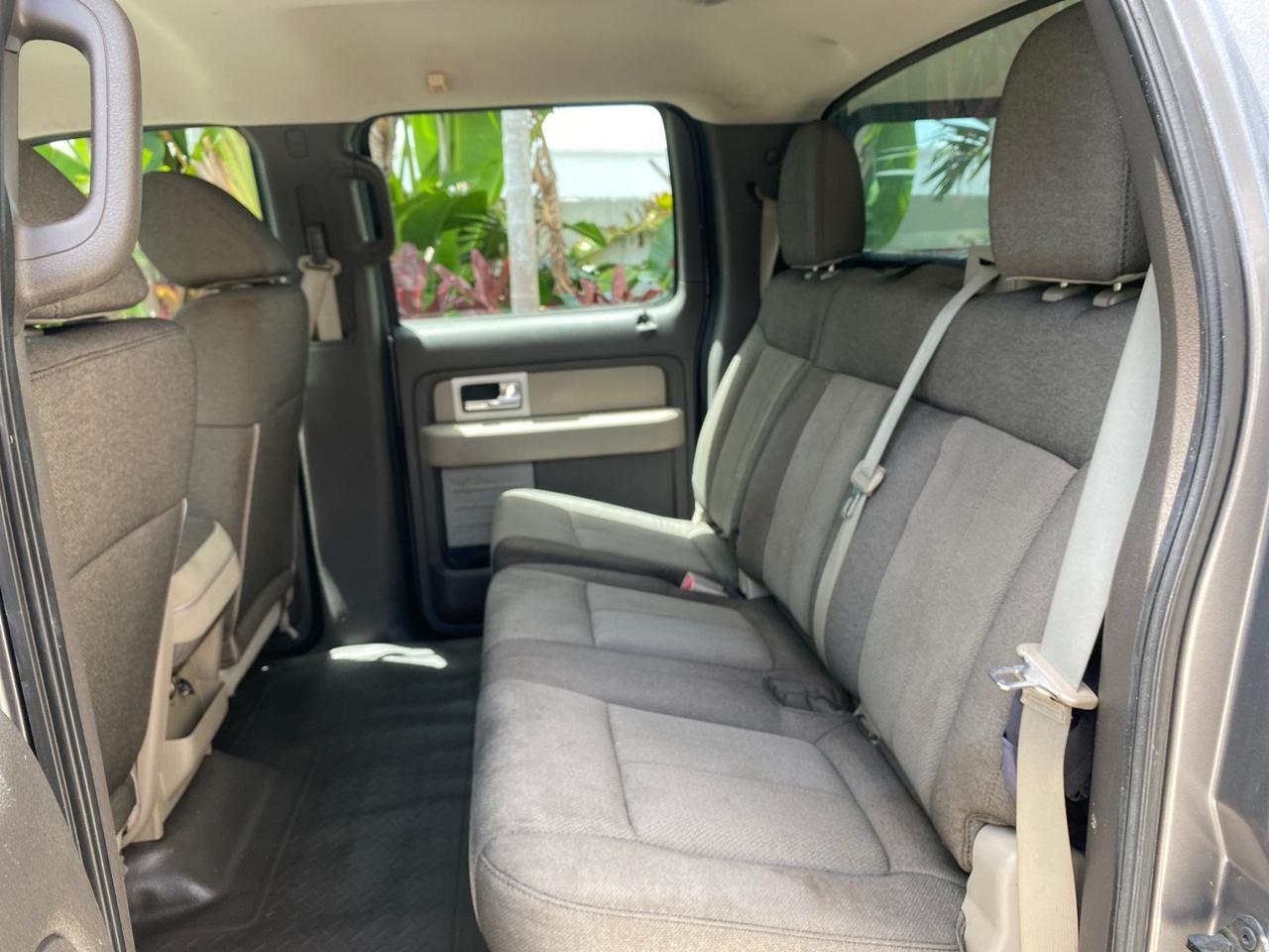 2010 Ford F-150 4 DR CREW XL LOW MILES 34,625 Pompano Beach FL