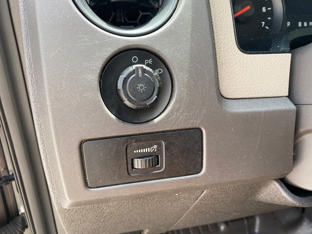 2010 Ford F-150 4 DR CREW XL LOW MILES 34,625 Pompano Beach FL