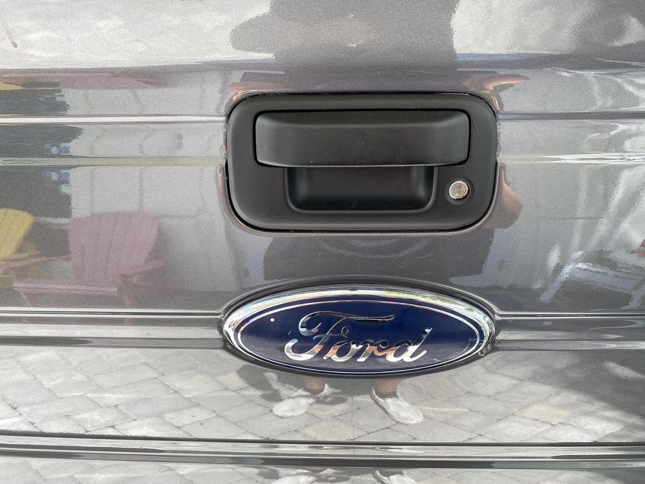2010 Ford F-150 4 DR CREW XL LOW MILES 34,625 Pompano Beach FL