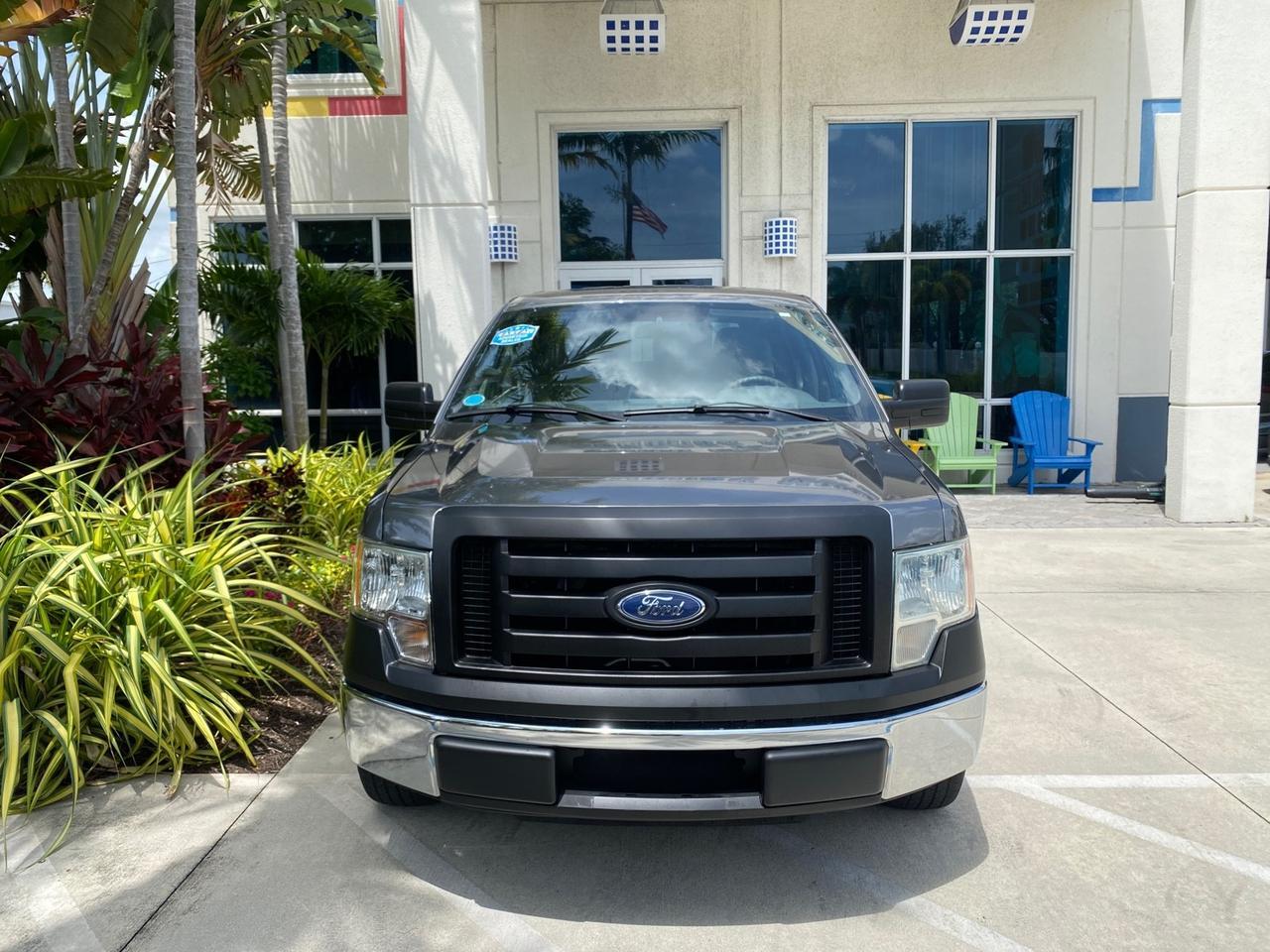2010 Ford F-150 4 DR CREW XL LOW MILES 34,625 Pompano Beach FL