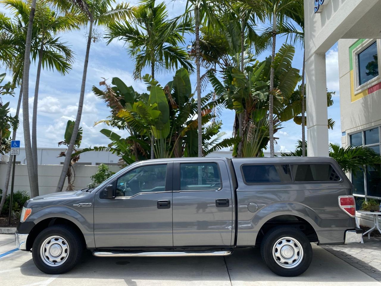 2010 Ford F-150 4 DR CREW XL LOW MILES 34,625 Pompano Beach FL