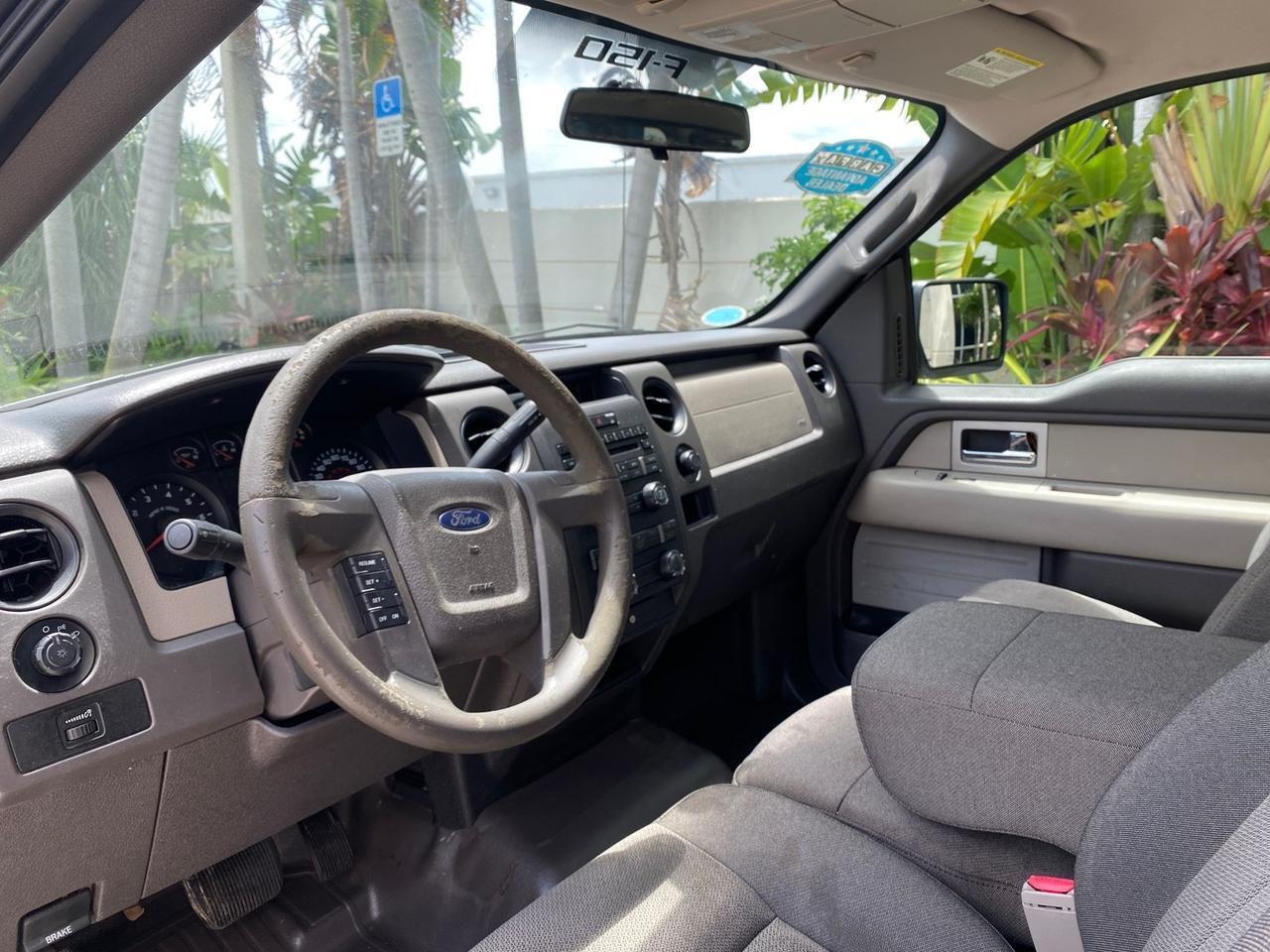 2010 Ford F-150 4 DR CREW XL LOW MILES 34,625 Pompano Beach FL