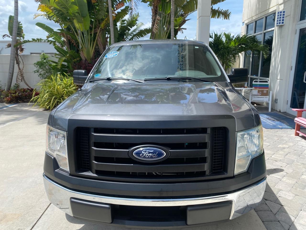 2010 Ford F-150 4 DR CREW XL LOW MILES 34,625