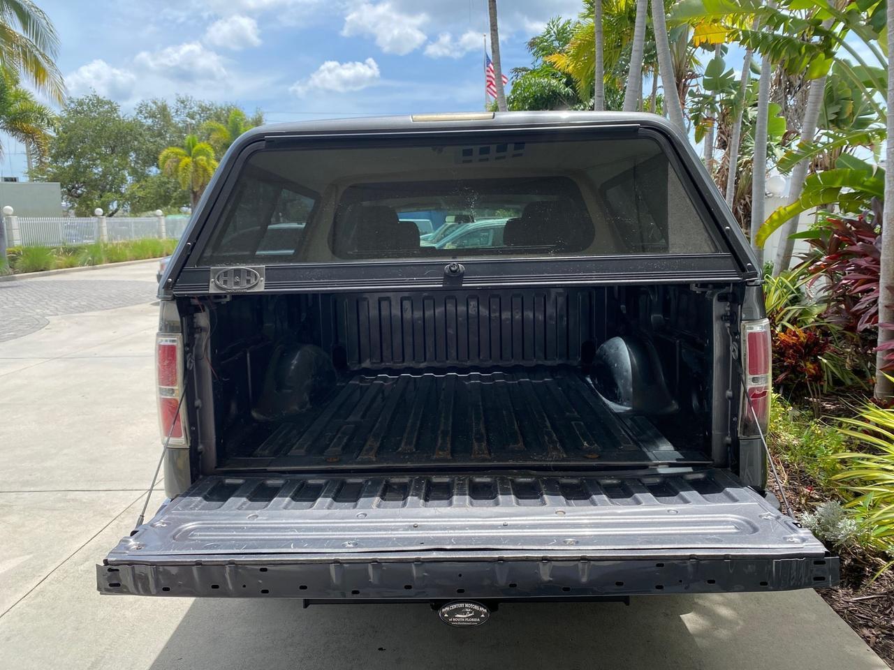 2010 Ford F-150 4 DR CREW XL LOW MILES 34,625 Pompano Beach FL