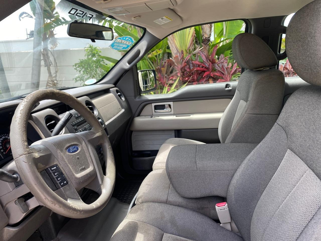 2010 Ford F-150 4 DR CREW XL LOW MILES 34,625 Pompano Beach FL