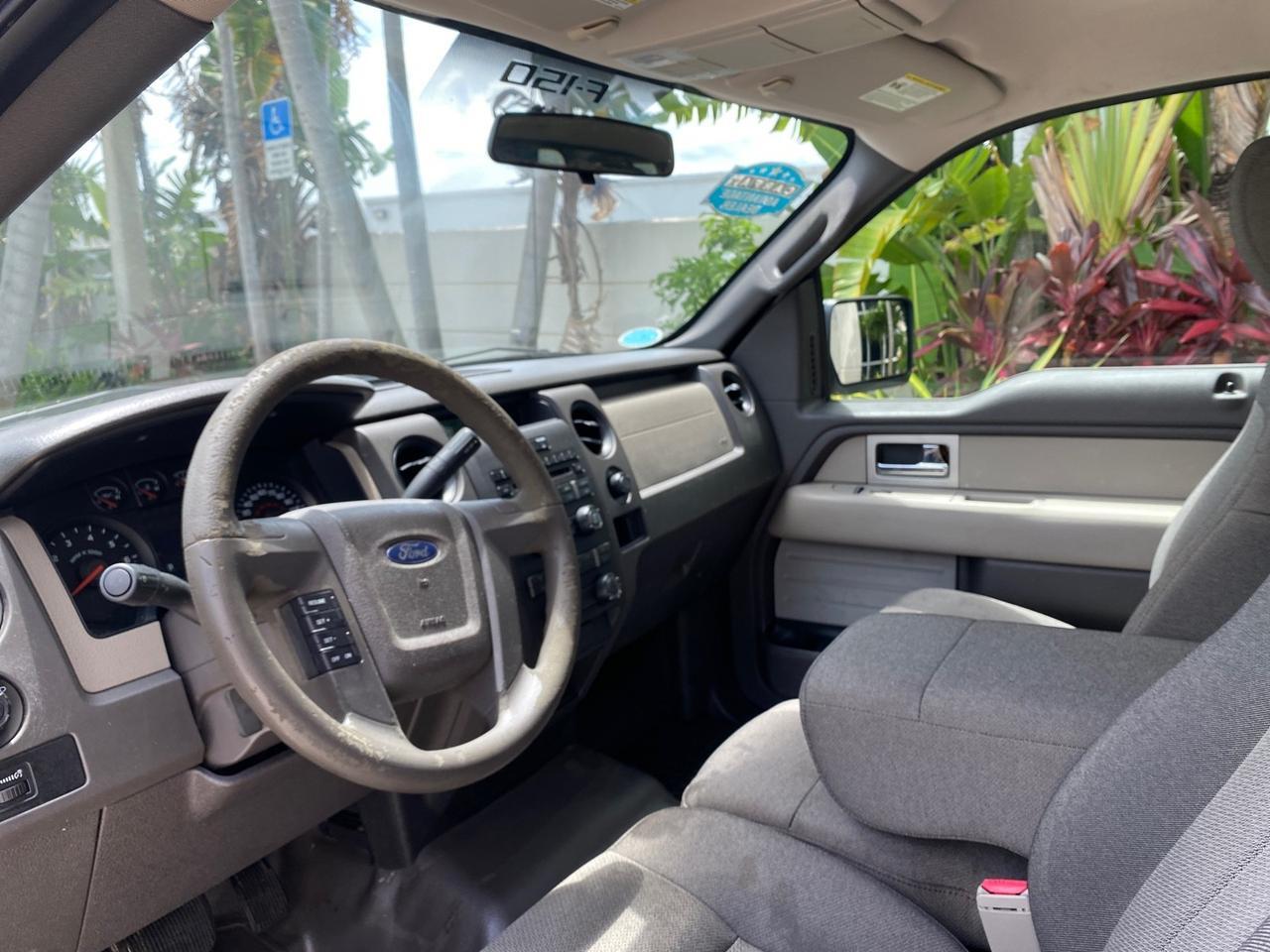 2010 Ford F-150 4 DR CREW XL LOW MILES 34,625 Pompano Beach FL