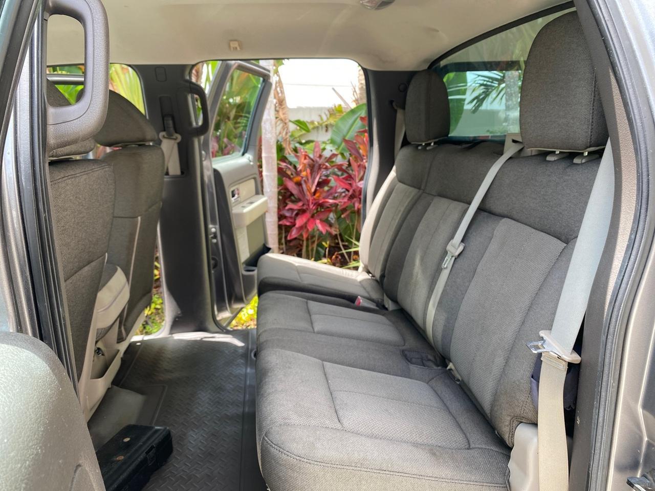 2010 Ford F-150 4 DR CREW XL LOW MILES 34,625 Pompano Beach FL