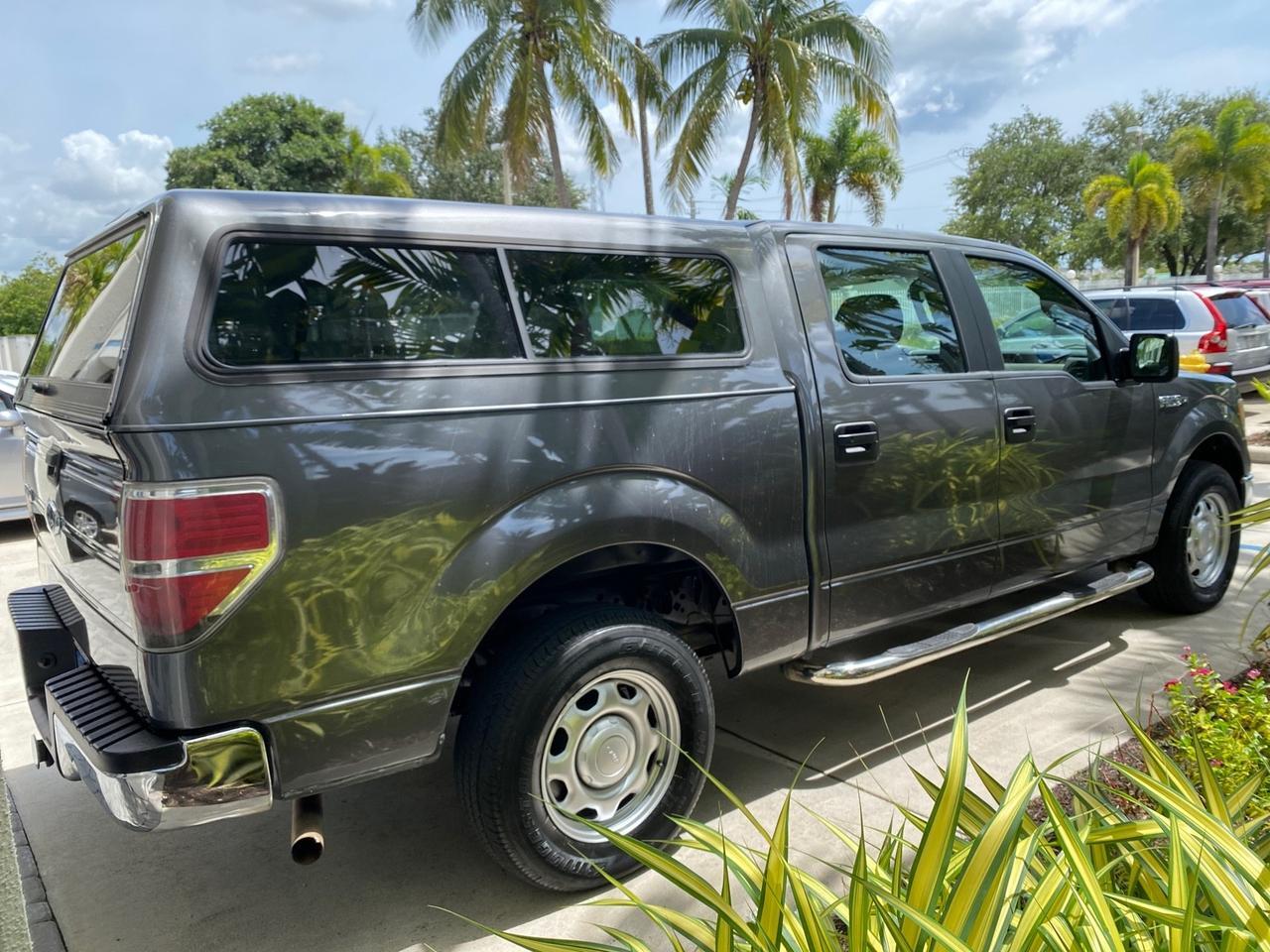2010 Ford F-150 4 DR CREW XL LOW MILES 34,625 Pompano Beach FL