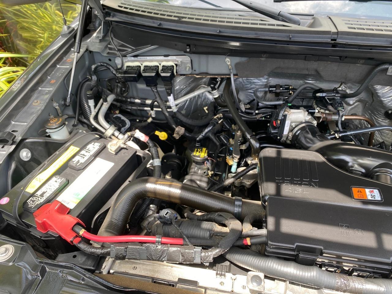 2010 Ford F-150 4 DR CREW XL LOW MILES 34,625 Pompano Beach FL