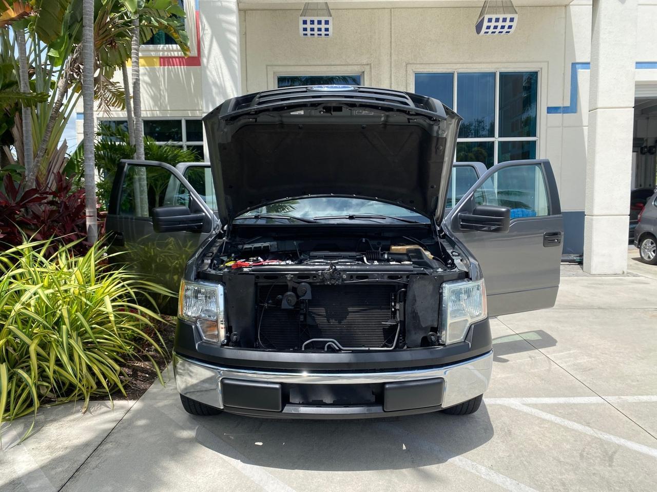 2010 Ford F-150 4 DR CREW XL LOW MILES 34,625 Pompano Beach FL